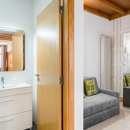 R3 Service - Five Senses In Apartment Coimbra