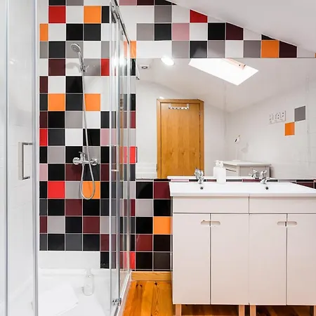 R3 Service - Five Senses In Apartment