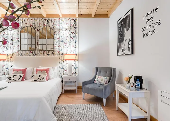 דירה R3 Service - Five Senses In