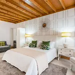 Appartement R3 Service - Five Senses In *