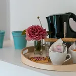R3 Service - Five Senses In Appartement *