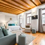 R3 Service - Five Senses In * Coimbra