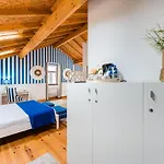 R3 Service - Five Senses In Appartement Coimbra
