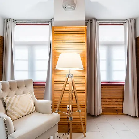 R3 Service - Five Senses In Appartement Coimbra