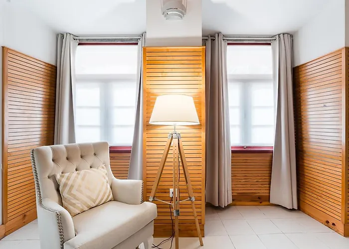 R3 Service - Five Senses In Appartement Coimbra