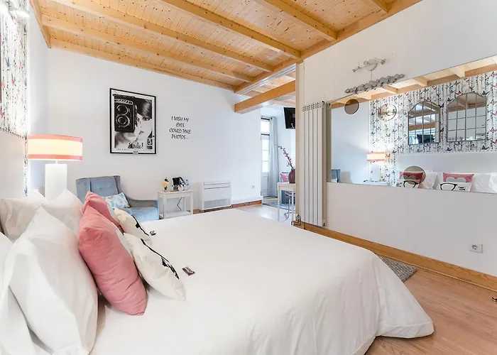 R3 Service - Five Senses In Appartement *