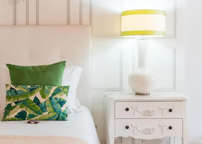 R3 Service - Five Senses In Appartement