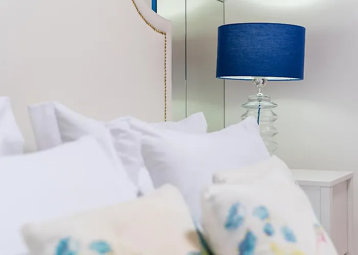 Appartement R3 Service - Five Senses In